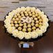 Prezent na 50 Urodziny lub Rocznicę Ślubu, Imeniny, Ślub, Wesele. Słodki bukiet Ferrero Rocher i r&oacute;że mydlane.