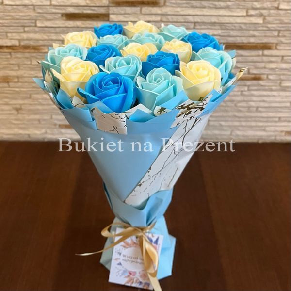 Bukiet mydlany kwiaty mydlane r&oacute;że (18 szt). Prezent na 18 urodziny