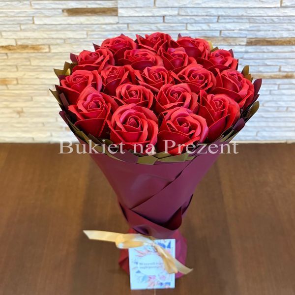 Bukiet mydlany kwiaty mydlane r&oacute;że (18 szt). Prezent na 18 urodziny
