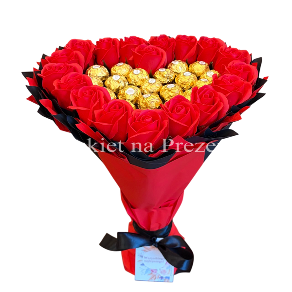 Prezent na 18 20 Urodziny lub Rocznicę Ślubu, Imeniny, Ślub, Wesele. Słodki bukiet w kształcie serca CZERWONY I CZARNY z cukierkami Ferrero Rocher i 18 szt mydlanych r&oacute;ż.