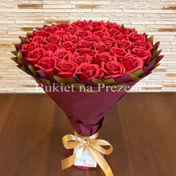 Prezent na 40 Urodziny lub Rocznicę Ślubu, Imeniny, Ślub, Wesele. Bukiet mydlany kwiaty mydlane r&oacute;że 40 szt.