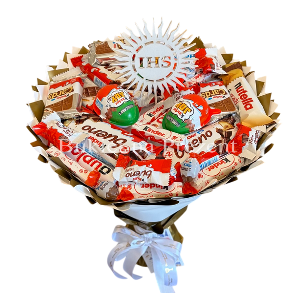 Słodki bukiet biały i złoty na urodziny ze slodyczy Kinder. Prezent Komunia (średnica 30 cm). Komunia