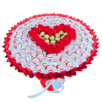 Słodki DUŻY MEGA BUKIET na prezent z cukierkami Raffaello, Ferrero Rocher i r&oacute;żami mydlanymi w kształcie serca (Średnica 50 cm)