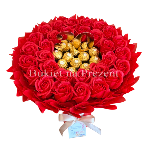 Prezent na 30 Urodziny, Imeniny, Ślub, Rocznicę Ślubu. Słodki bukiet Ferrero Rocher i r&oacute;że czerwone.