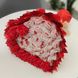 Słodki bukiet w kształcie serca czerwony z cukierkami Raffaello 25 szt i 10 szt mydlanych róż Prezent na 25 urodziny