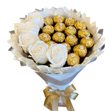 Солодкий їстівний букет з Ferrero Rocher та 5 мильних троянд, білий bgs007 biały фото