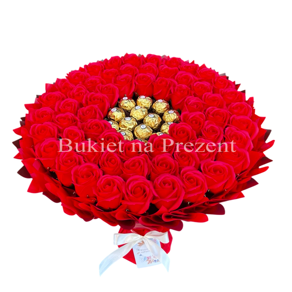 Prezent na 60 Urodziny, Imeniny, Ślub, Rocznicę Ślubu. Słodki bukiet z Ferrero Rocher i r&oacute;ż mydlanych.