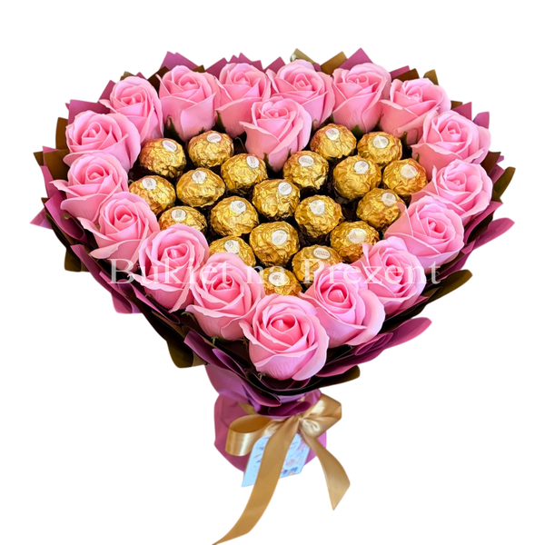 Сладкий букет в форме сердца розово-золотой с конфетами Ferrero Rocher и 18 шт мыльных роз. Подарок на 18 20 лет bgs028 r&oacute;żowy i złoty фото