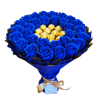 Prezent na 30 Urodziny, Imeniny, Ślub, Rocznicę Ślubu. Słodki bukiet Ferrero Rocher i r&oacute;że granatowe.
